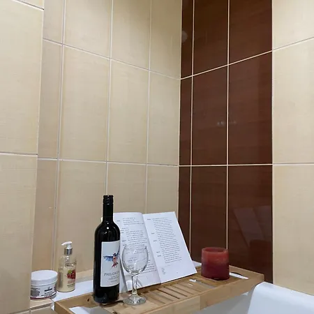 Ambela House דירה *